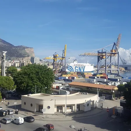 Alojamento de Acomodação e Pequeno-almoço Vista Sul Porto